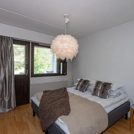 Naerhi * רובניימי