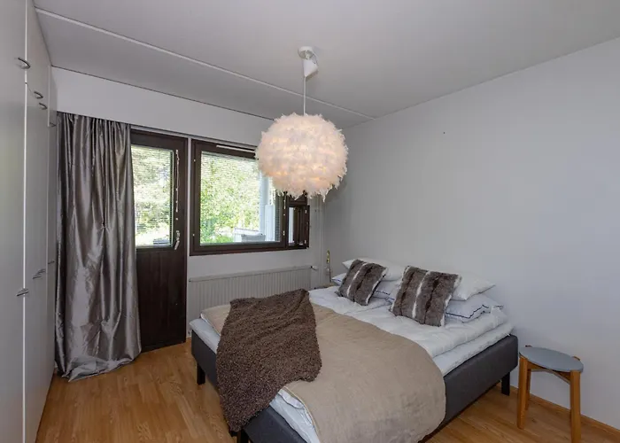 Naerhi * רובניימי